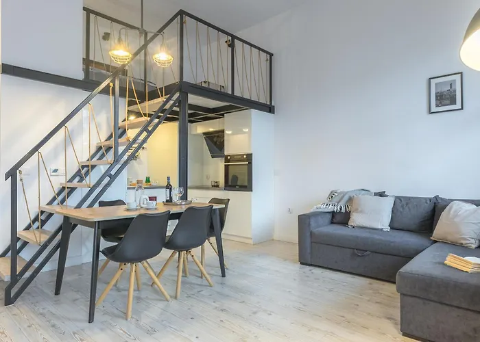 Apartman Z Antresola Nowa Papiernia