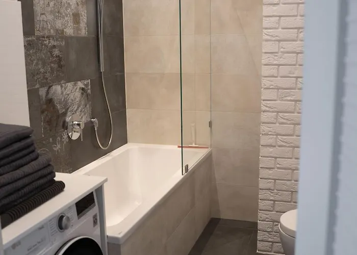 Z Antresola Nowa Papiernia فروتسواف